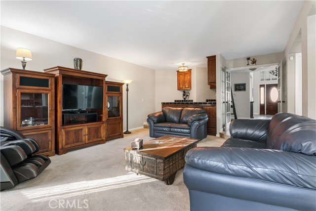 Detail Gallery Image 27 of 51 For 346 Vista De Oro, Hollister,  CA 95023 - 4 Beds | 3/1 Baths