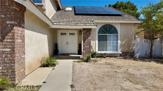 Detail Gallery Image 4 of 62 For 2335 Langhorn St, Lancaster,  CA 93535 - 4 Beds | 2/1 Baths