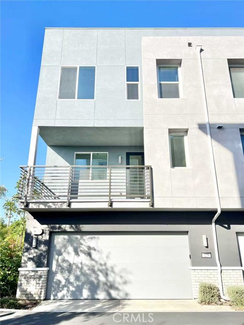 229 Steely, Irvine CA: https://media.crmls.org/medias/3f03a947-b9d4-41da-a5dd-c0e84df8d9e3.jpg