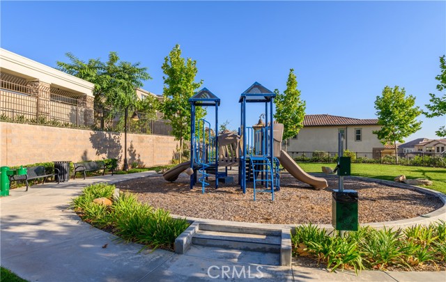 Detail Gallery Image 43 of 60 For 603 Shadowbrook, Lake Forest,  CA 92610 - 4 Beds | 3/1 Baths