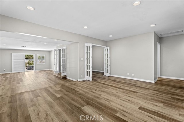 Detail Gallery Image 8 of 19 For 6421 Gaviota Ave, Lake Balboa,  CA 91406 - 3 Beds | 2 Baths