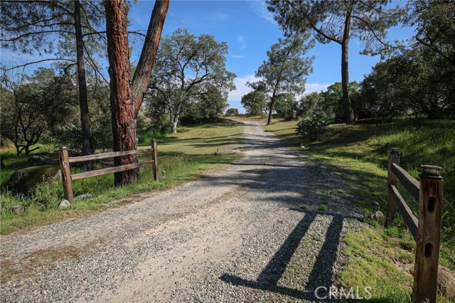 Detail Gallery Image 8 of 67 For 41121 Long Hollow, Coarsegold,  CA 93614 - 4 Beds | 2 Baths
