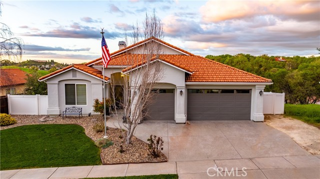 Detail Gallery Image 2 of 64 For 507 Grand Canyon, Paso Robles,  CA 93446 - 3 Beds | 2 Baths