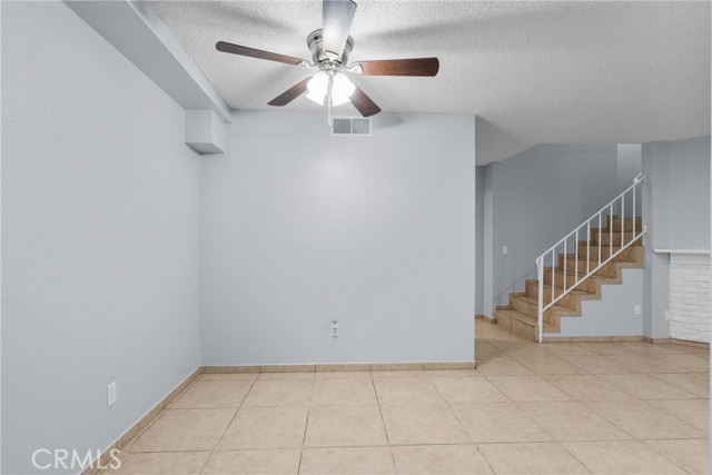 14265 Terra Bella St, Panorama City CA: https://media.crmls.org/medias/3f0531ff-7dcd-4267-a7dd-57e786f03734.jpg