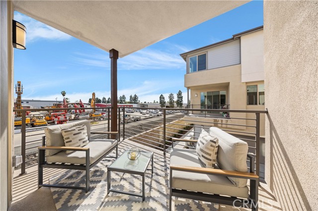 Detail Gallery Image 17 of 39 For 1562 Topeka Ave #8,  Placentia,  CA 92870 - 3 Beds | 2/1 Baths