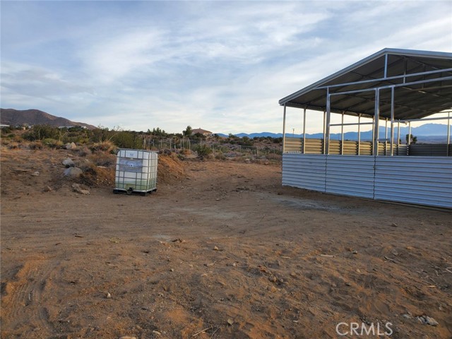 7380 High Hill Road, Apple Valley CA: https://media.crmls.org/medias/3f062484-22bd-4edc-923e-9df162f074fa.jpg