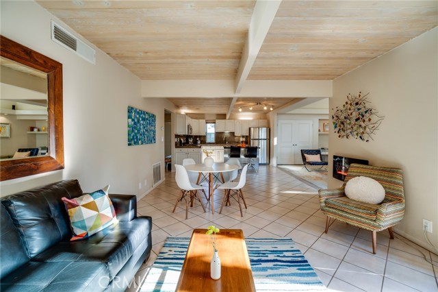 Detail Gallery Image 21 of 69 For 576 E Desert Holly Cir, Palm Springs,  CA 92262 - 3 Beds | 2 Baths