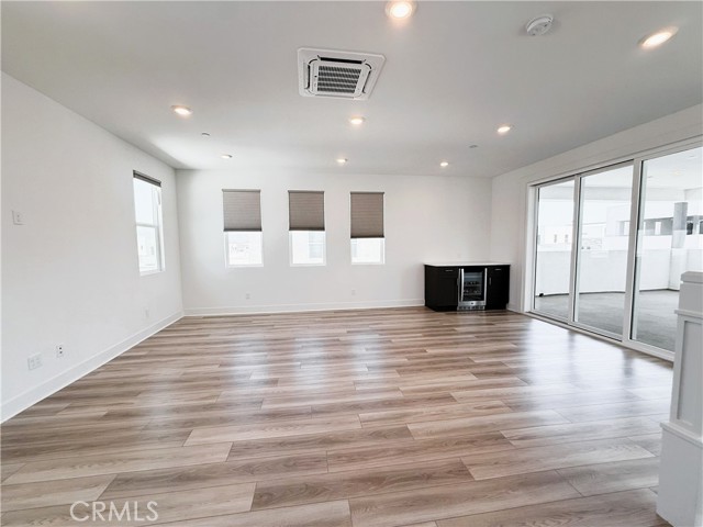 Detail Gallery Image 24 of 48 For 27508 Golden Currant Pl, Valencia,  CA 91381 - 5 Beds | 4/1 Baths