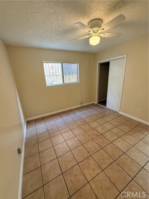 Detail Gallery Image 10 of 21 For 426 E 79th St #1,  –,  CA 90003 - 2 Beds | 1 Baths