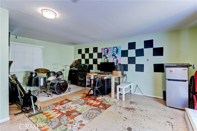 1403 Cuernavaca Place, Claremont CA: https://media.crmls.org/medias/3f092074-a53c-4e67-905c-5e0f85c8eb12.jpg