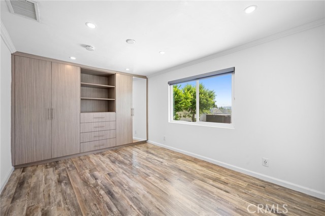8337 Valecrest Drive, Sun Valley CA: https://media.crmls.org/medias/3f097ef5-c1d3-47a2-8f6e-e6689962e1af.jpg