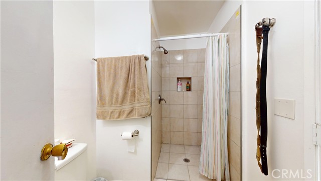 Detail Gallery Image 42 of 49 For 9551 Arleta Ave, Arleta,  CA 91331 - 5 Beds | 4 Baths