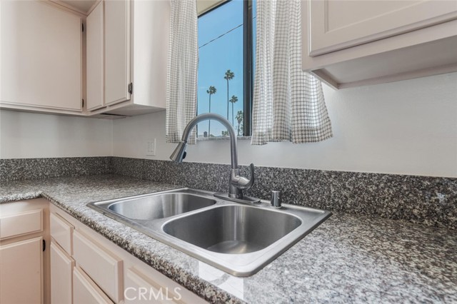 Detail Gallery Image 11 of 22 For 1129 Linden Ave #5,  Glendale,  CA 91201 - 2 Beds | 1/1 Baths