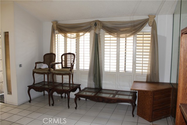 Detail Gallery Image 13 of 26 For 14549 Southwood Dr, Fontana,  CA 92337 - 3 Beds | 2 Baths