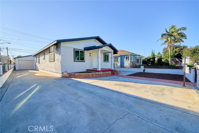 Detail Gallery Image 4 of 29 For 5641 Linden Ave, Long Beach,  CA 90805 - 3 Beds | 2 Baths