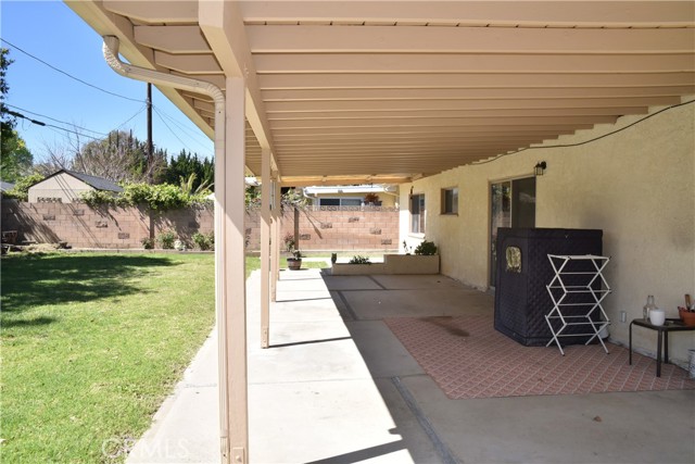 Detail Gallery Image 7 of 9 For 24118 Archwood, West Hills,  CA 91307 - 3 Beds | 2 Baths