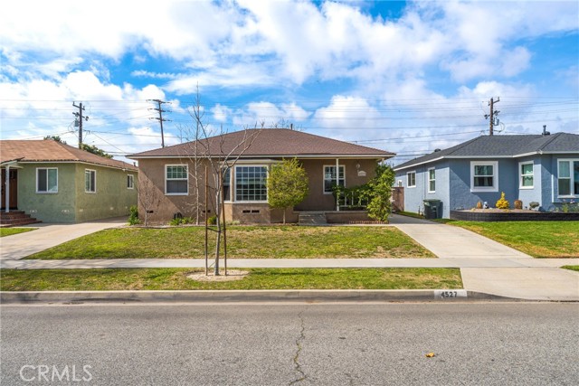 Image 2 for 4527 Hackett Ave, Lakewood, CA 90713