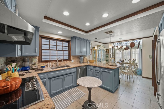 Detail Gallery Image 16 of 42 For 6068 Avenida De Castillo, Long Beach,  CA 90803 - 3 Beds | 3 Baths