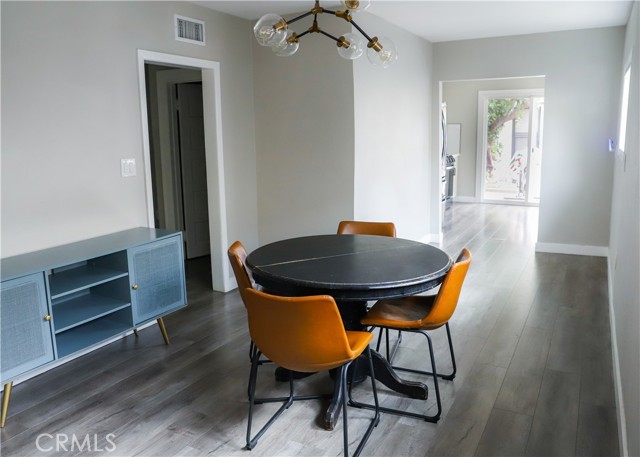 Detail Gallery Image 7 of 39 For 1130 Wesley, Pasadena,  CA 91104 - 3 Beds | 3 Baths