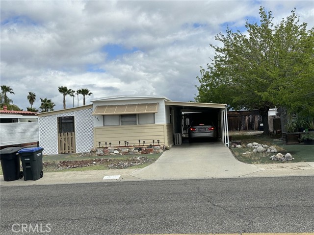 Detail Gallery Image 1 of 1 For 1044 W Johnston Ave, Hemet,  CA 92543 - 2 Beds | 1 Baths