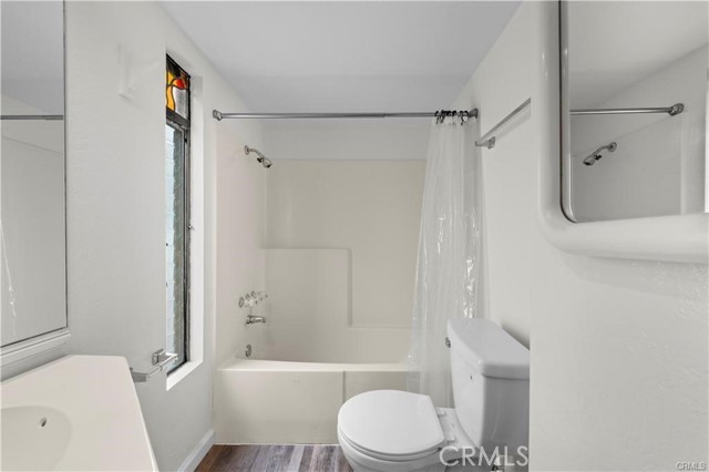 Detail Gallery Image 6 of 11 For 504 Orchid Ave, Corona Del Mar,  CA 92625 - 2 Beds | 1 Baths