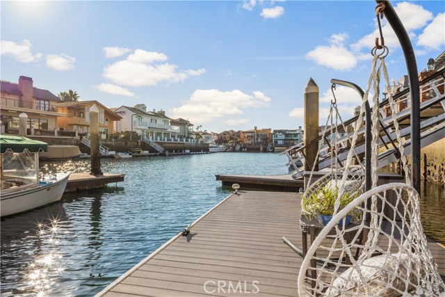 Detail Gallery Image 20 of 47 For 4072 Morning Star, Huntington Beach,  CA 92649 - 4 Beds | 4 Baths