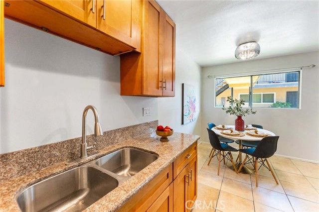 5535 Ackerfield Avenue, Long Beach CA: https://media.crmls.org/medias/3f11029c-6e32-4928-9bc8-07650c27dff9.jpg