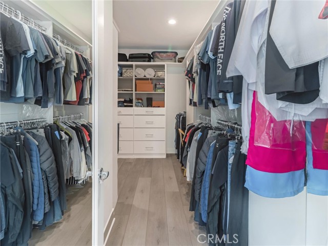 Detail Gallery Image 33 of 43 For 20725 W Liana Ct, Porter Ranch,  CA 91326 - 5 Beds | 5/1 Baths