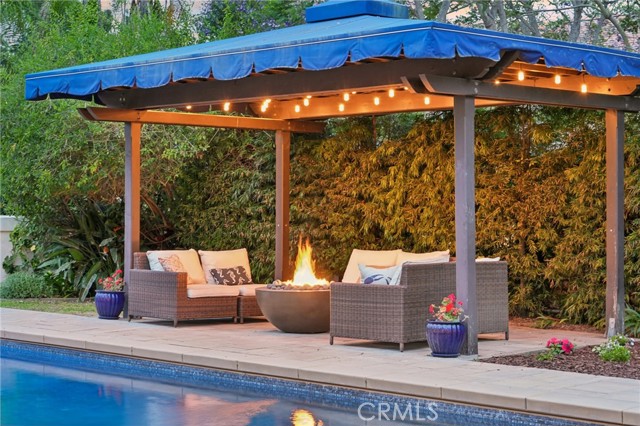 2718 Via Victoria, Palos Verdes Estates CA: https://media.crmls.org/medias/3f128547-dbe2-4956-b2d1-655bb8738784.jpg