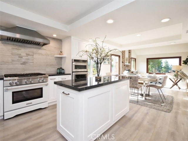 4358 Cartesian Circle, Palos Verdes Peninsula CA: https://media.crmls.org/medias/3f128eb3-6731-48e9-a0ad-93e825370b08.jpg