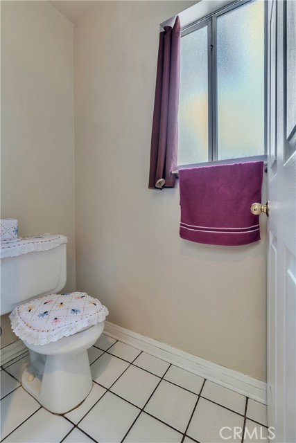9216 Tobias Avenue, Panorama City CA: https://media.crmls.org/medias/3f12d638-a586-458e-92a1-9276043c78a0.jpg