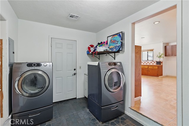 Detail Gallery Image 13 of 53 For 6344 Gertrude Ave, Winton,  CA 95388 - 3 Beds | 2 Baths