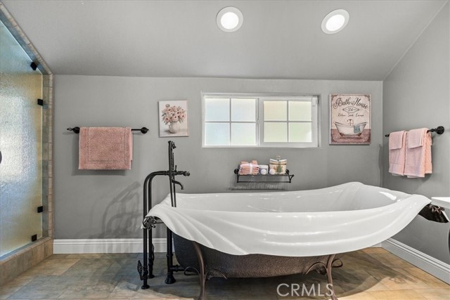 Detail Gallery Image 26 of 41 For 28906 Palisades Dr, Lake Arrowhead,  CA 92352 - 4 Beds | 3/1 Baths