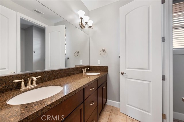 Image 31 of 56 For 9320 Via Castillo