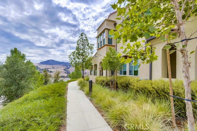 97 Adelfa Street, Rancho Mission Viejo CA: https://media.crmls.org/medias/3f1604f4-c6b2-4276-9f17-a8e9b533b2e2.jpg