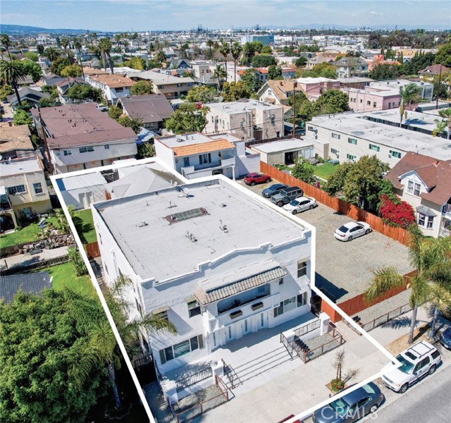 1113 Pacific Ave, Long Beach CA: https://media.crmls.org/medias/3f162bcb-d112-47dd-8ef2-e80b123e9fd4.jpg