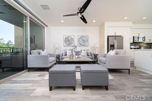 Detail Gallery Image 9 of 18 For 120 Cadence, Irvine,  CA 92618 - 2 Beds | 2/1 Baths