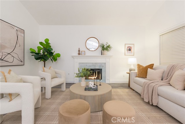 Detail Gallery Image 64 of 75 For 2205 Clark Ln a,  Redondo Beach,  CA 90278 - 3 Beds | 2/1 Baths