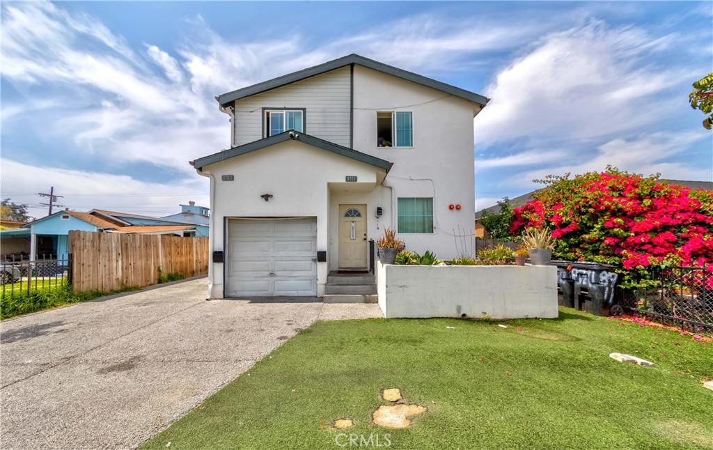 8711 Mckinley Place
