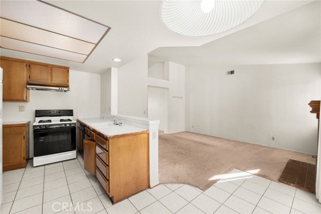 Detail Gallery Image 15 of 28 For 351 Foxboro, Walnut,  CA 91789 - 3 Beds | 2 Baths