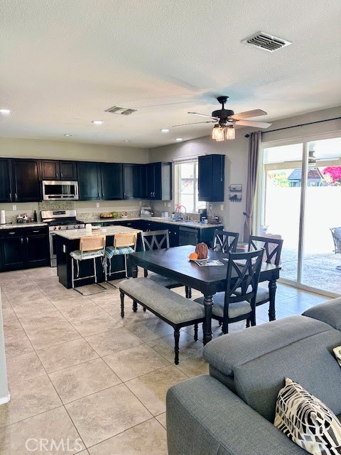 6654 Carnelian, Jurupa Valley CA: https://media.crmls.org/medias/3f181d8a-11e8-4122-b733-a11857edebf3.jpg