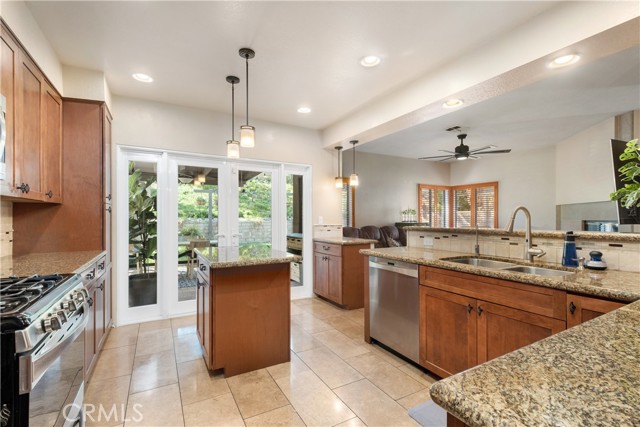 Detail Gallery Image 12 of 31 For 22458 Mountain View Rd, Moreno Valley,  CA 92557 - 4 Beds | 2/1 Baths