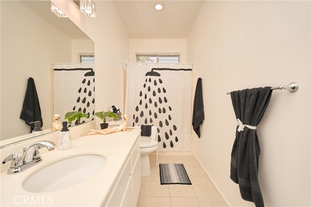 Detail Gallery Image 45 of 75 For 4908 Thebes Way, Oceanside,  CA 92056 - 3 Beds | 2 Baths