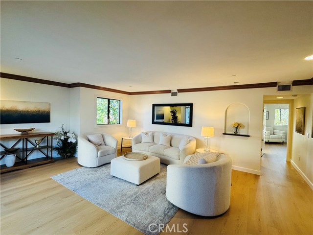 Image 1 for 70 N Catalina  #304