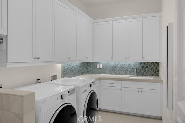 Detail Gallery Image 32 of 56 For 43360 via Siena, Indian Wells,  CA 92210 - 6 Beds | 5/2 Baths