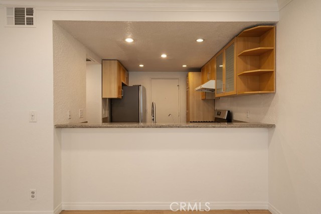 555 South Azusa Avenue, 52 photo 7
