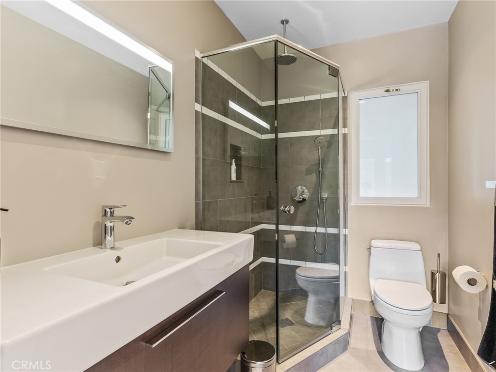 3818 Hollyline AvenueSherman Oaks img 42