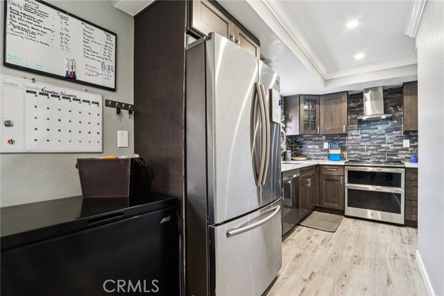 Detail Gallery Image 10 of 39 For 15928 Hunsaker #7,  Paramount,  CA 90723 - 3 Beds | 3 Baths