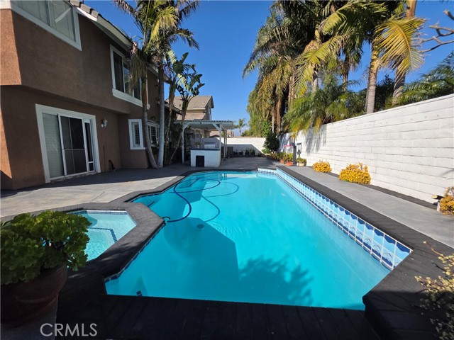 Detail Gallery Image 5 of 55 For 13849 San Antonio Ave, Chino,  CA 91710 - 4 Beds | 3 Baths