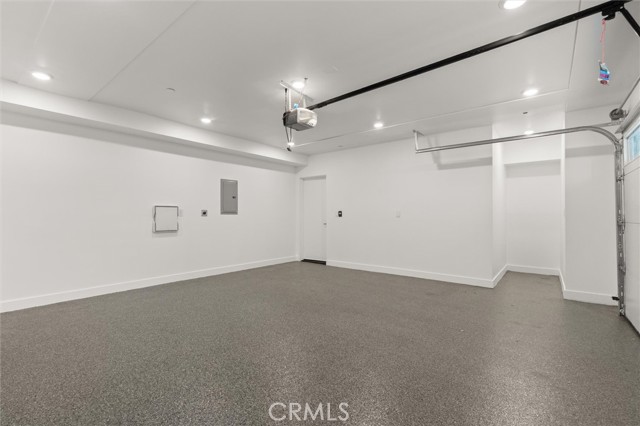 Detail Gallery Image 9 of 33 For 11410 W Calvert St, North Hollywood,  CA 91606 - 3 Beds | 3/1 Baths